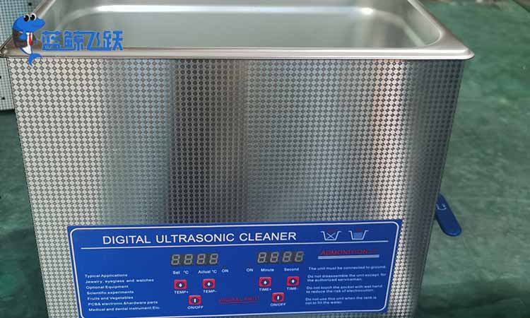 如何用家用黄瓜视频看片洗眼镜？