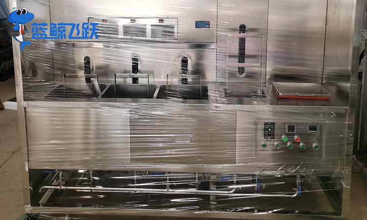 在金属表面处理中，超声波清洗的应用原理和适用范围