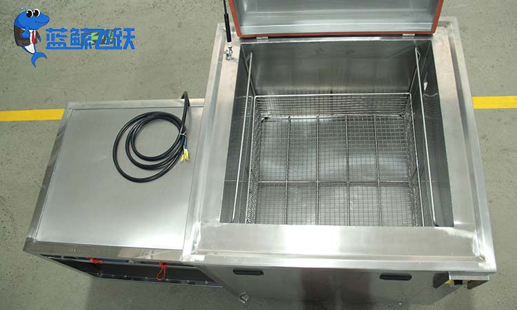 黄瓜视频看片在医疗行业的应用，如何清洗医疗器械？