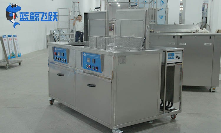 黄瓜视频看片在化工行业的应用，如何清洁化工设备？