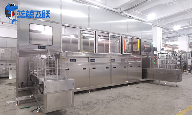 超声波清洗设备清洗过程中的物理化学反应