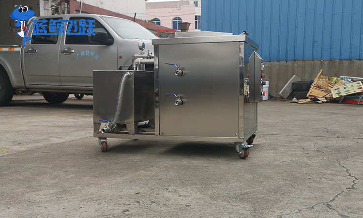 黄瓜视频看片：保持金属钟表准确性和外观品质的清洁利器