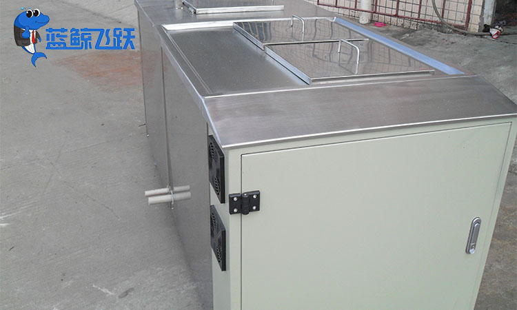 超声波清洗金属管道系统：保持通畅与优质流体的关键