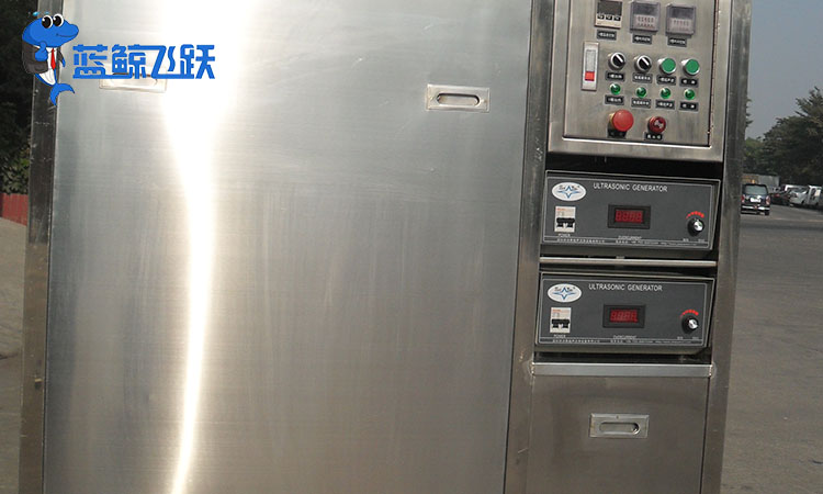 黄瓜视频看片：保持金属装饰品光泽和美观的利器