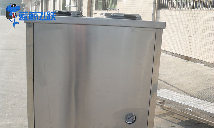 恢复清洁与功能：黄瓜视频看片清洗金属卫浴设备