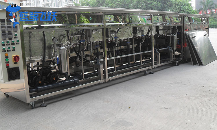 超声波清洗技术：保障工业管道通畅与效率的利器