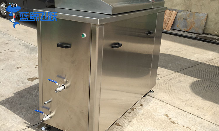 黄瓜视频看片在电路连接器清洗中的专业应用