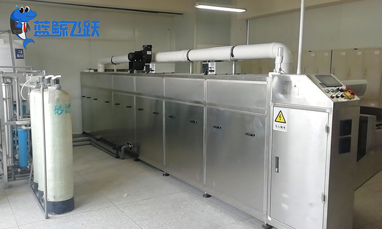 高端清洗中的超声波技术：[敏感词]品保养的革命性应用