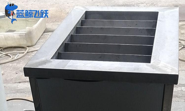 黄瓜视频看片清洗眼镜镜片的频率与注意事项