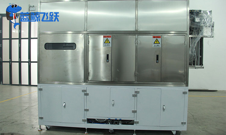 超声波清洗设备：保持塑料模具表面清洁的创新选择