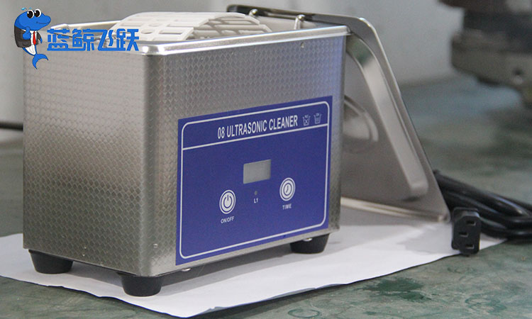 桌面黄瓜视频看片维修费用详解