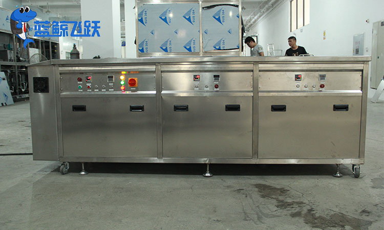 黄瓜视频看片的清洁魔法：金属零部件闪耀新生