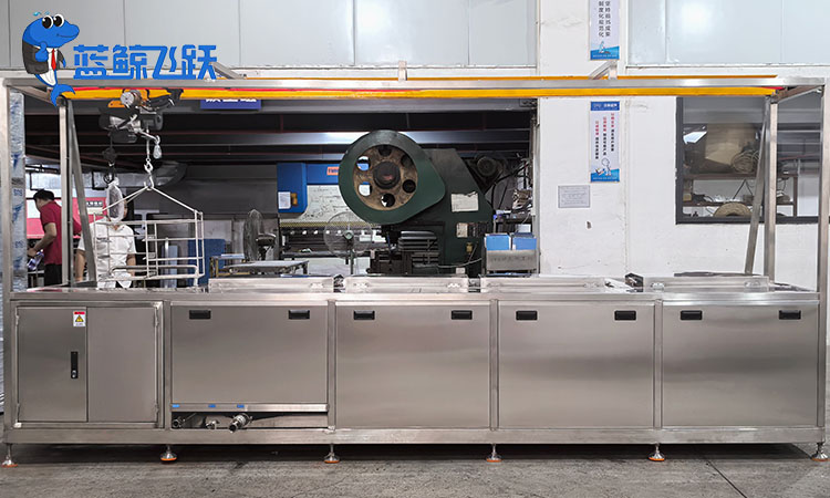 黄瓜视频看片的应用：清洗哪些零件更高效？