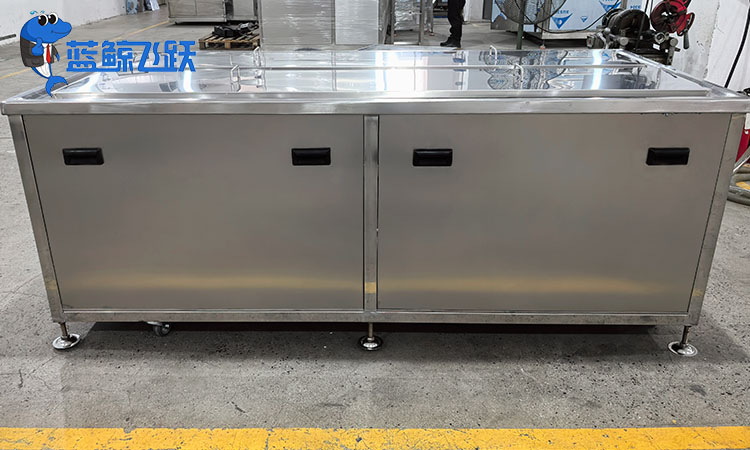 黄瓜视频看片清洗首饰：液体选择的专业指南