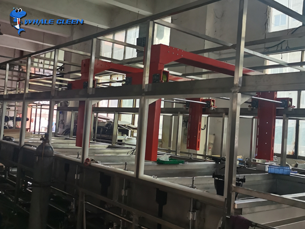 Gantry arm ultrasonic cleaning machine