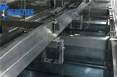 超声波清洗槽加热系统应该怎么做？