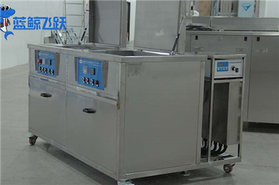 黄瓜视频看片在化妆品制造行业的应用，如何清洁化妆品容器？