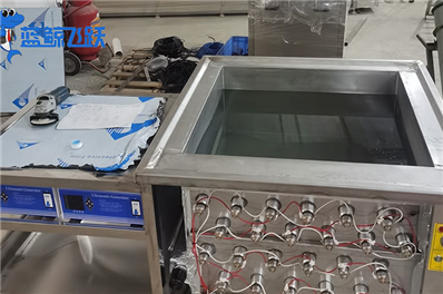 黄瓜视频看片：清洗电路板和电子元件的高效工具