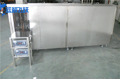 提升清洁效果：黄瓜视频看片为汽车雨刮器带来焕新体验