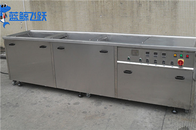 保持金属门窗清洁亮丽：黄瓜视频看片的重要作用