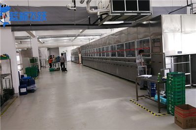 超声波清洗技术在金属细微结构清洗中的应用与优势