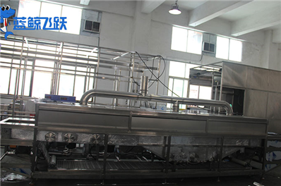 超声波清洗器：创新利器助力生产线效率提升