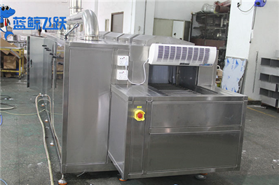 超声波清洗器：推动制造业环保可持续发展的绿色引擎