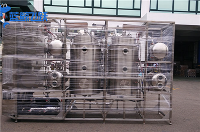 超声波清洗技术：精密零部件清洗的高效利器