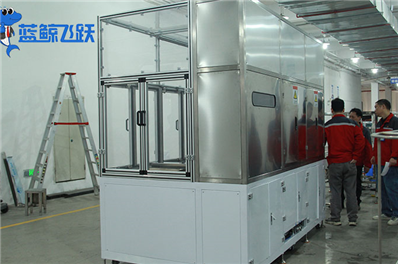 超声波清洗设备：保持金属零件表面光洁的关键工具