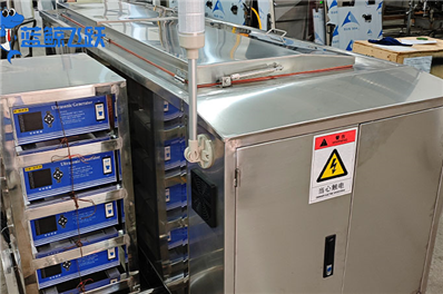 黄瓜视频看片如何有效清洗油污：原理、溶剂选择与操作技巧