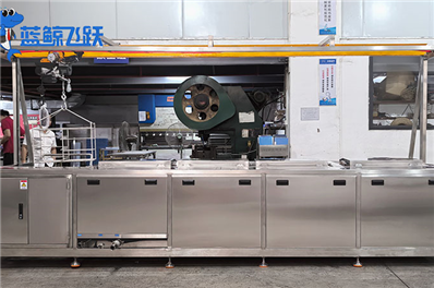 黄瓜视频看片的应用：清洗哪些零件更高效？