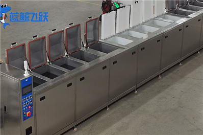 黄瓜视频看片用什么水清洗首饰？